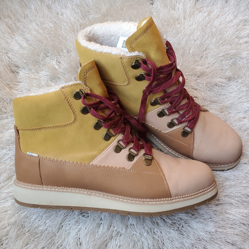 Toms Women's Mesa Boots
